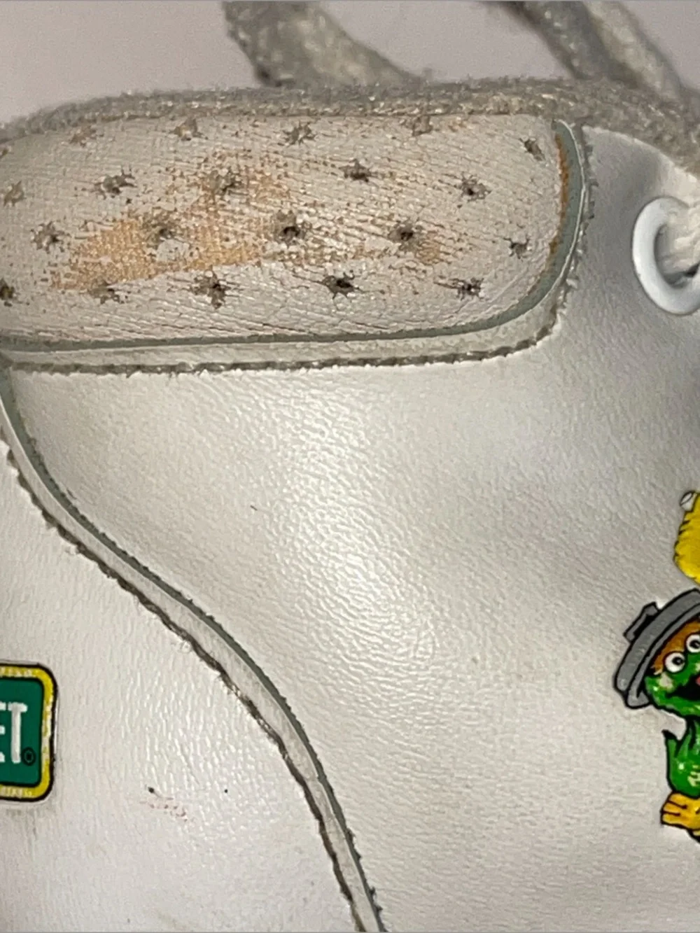 Vintage Sesame Street Sz 4 Infant Toddler Sneaker Shoes Oscar Cookie Big Bird